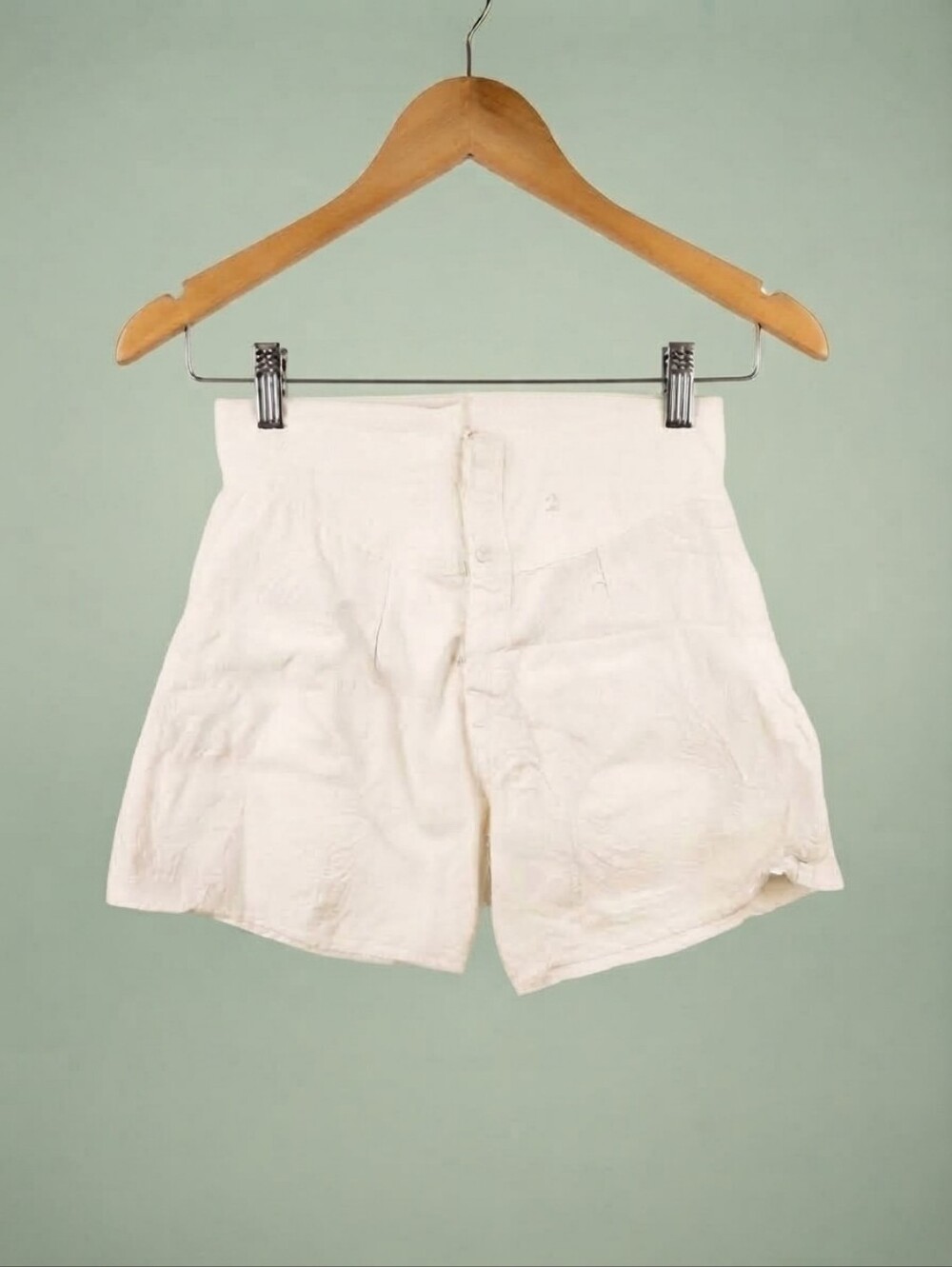 Vintage WWII Style White Cotton Yoke Front Boxer Shorts (0381)